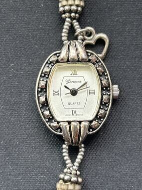 Geneva Silver Tone Bracelet Band Women’s Quartz Watch